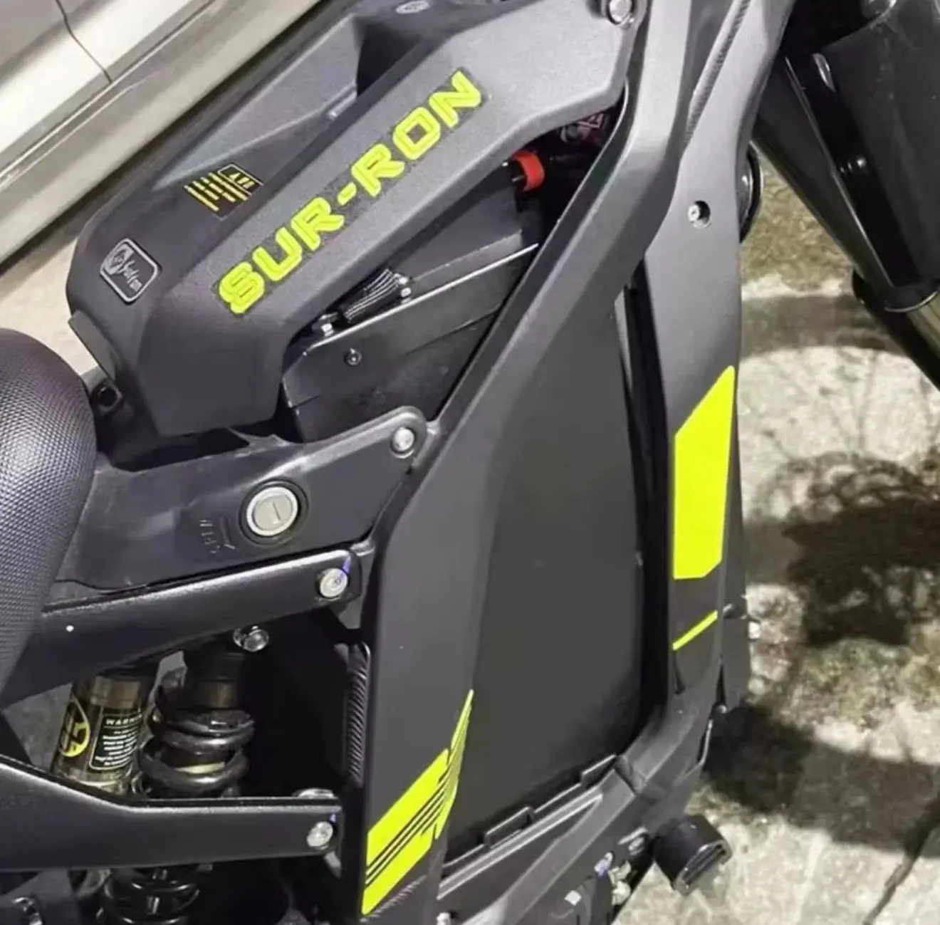 72v. 45Ah / 50Ah. 13kW SAMSUNG BATTERY FOR SUR-RON - Image 4